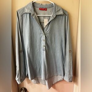 NWT ELLE Long Sleeve Light Blue Tunic With Collar- Medium